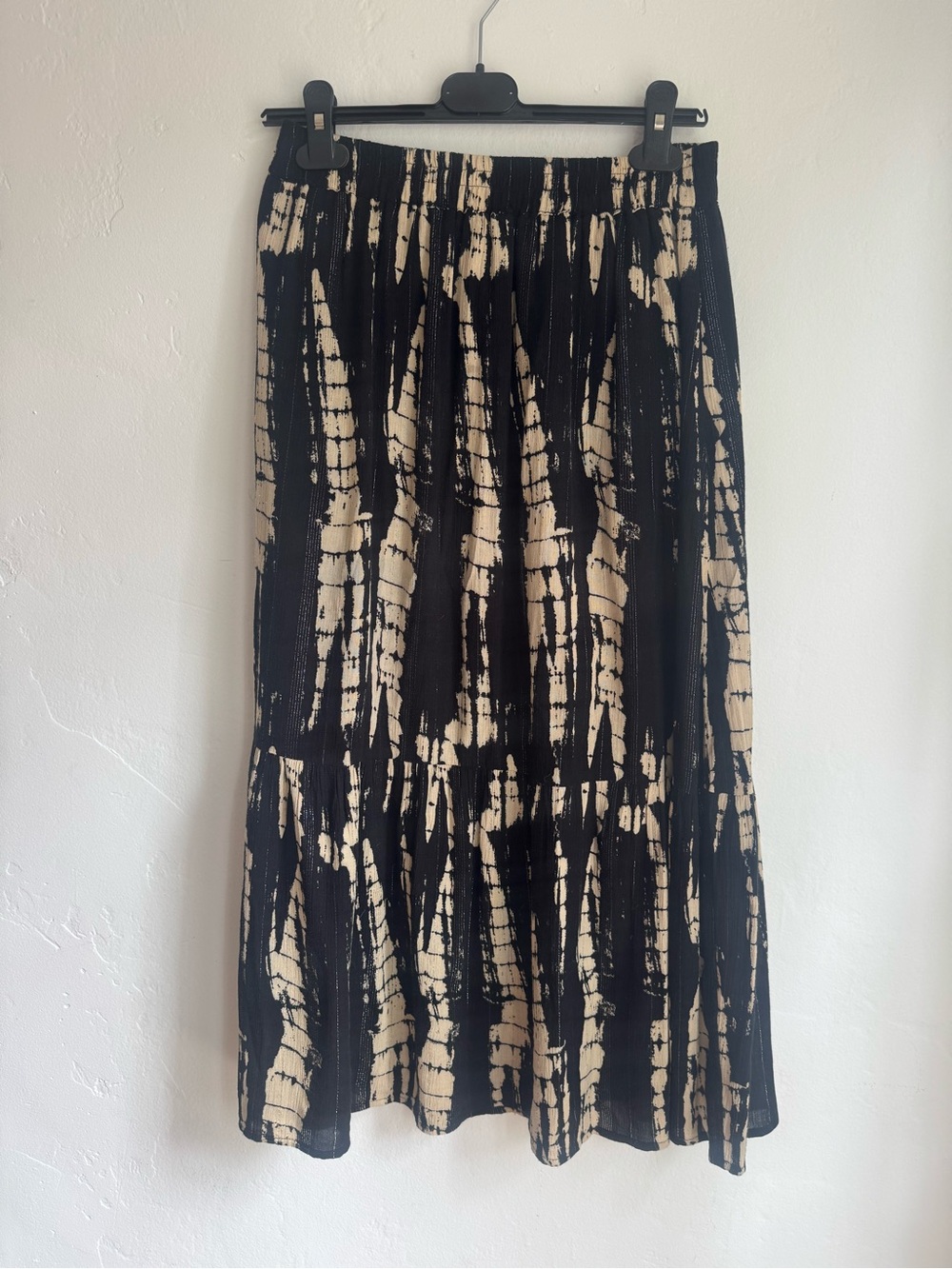 ba&sh Black and Cream Tie-Dye Midi Skirt